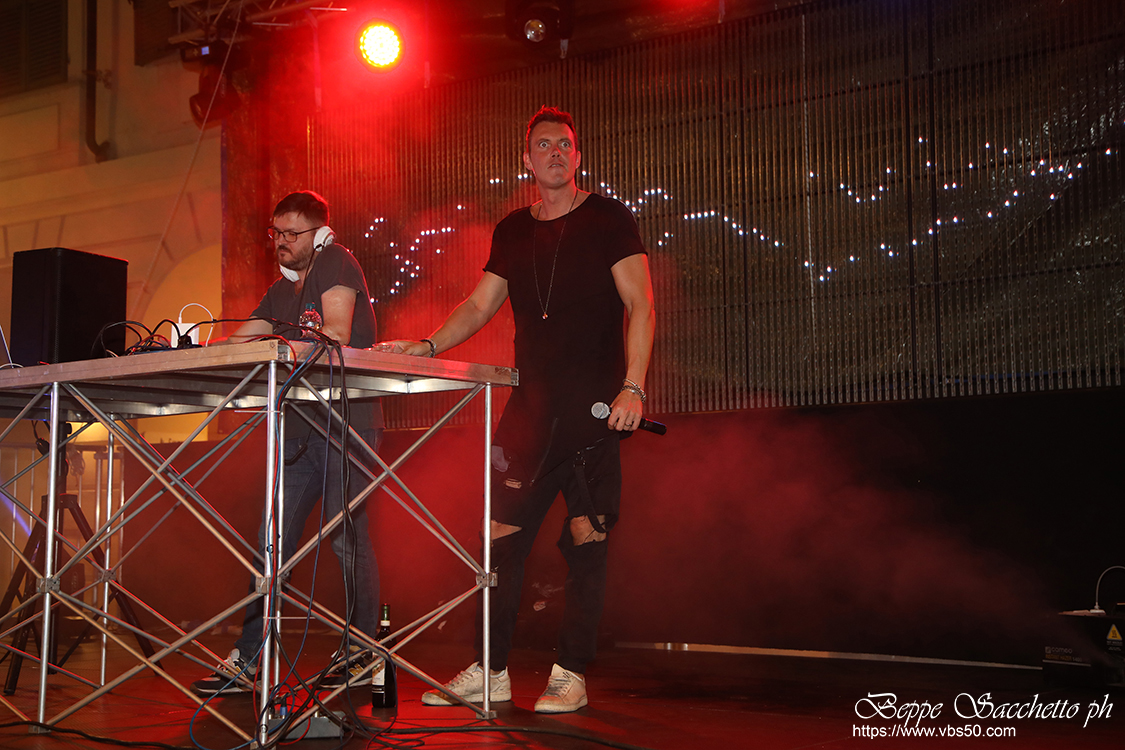 VBS_8453 - VBS_7864 - A Tutta Birra 2022 - ProLoco San Damiano d'Asti - Set vocals Ale Morbell & DJ Cucky.jpg